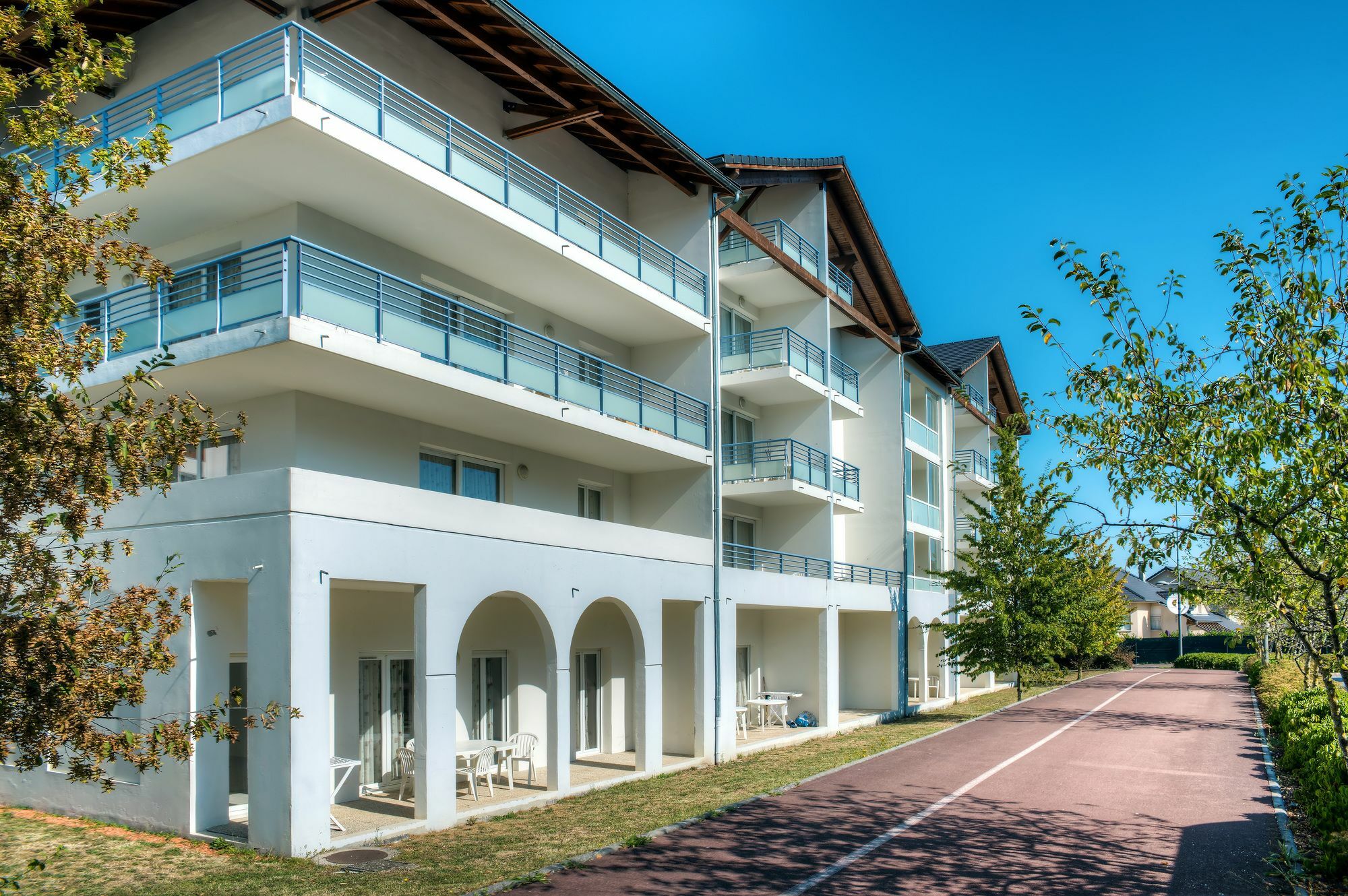 Comfort Aparthotel Divonne La Versoix Exterior photo