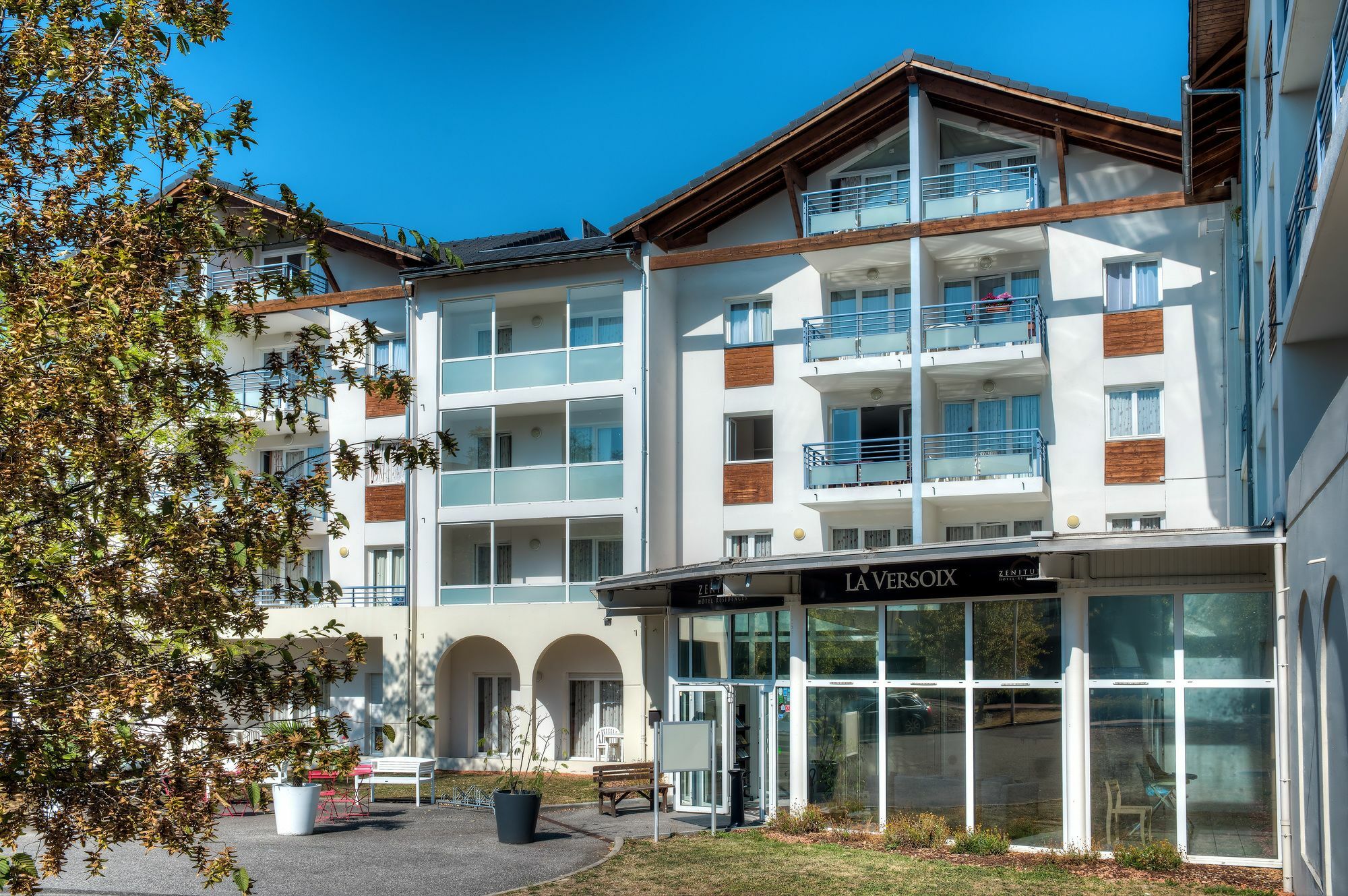 Comfort Aparthotel Divonne La Versoix Exterior photo